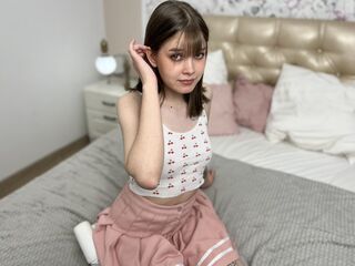fingering camgirl picture BellaStray