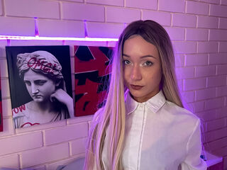 camgirl playing with sex toy LisaSchneider