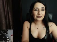 Kinky,dirty, open mind woman, fun, chatty.