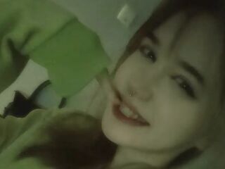 naughty camgirl masturbating CamelliaVega
