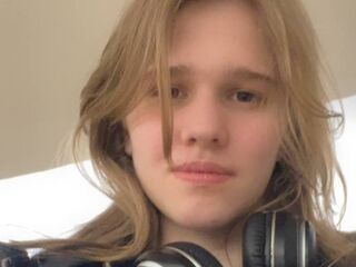 livecam chat ChristieDemaline