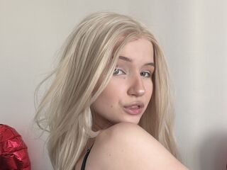 naughty camgirl fingering shaved pussy ChunBirdwell
