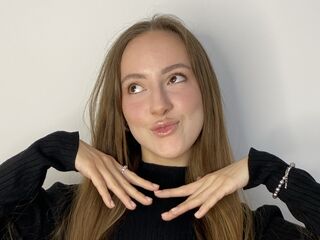 live chatroom MertieStaheli