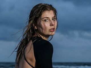 sex cam live MilaOlivers