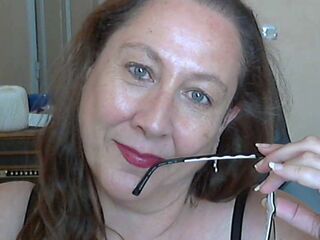 dirty webcam picture MyriamLevieux