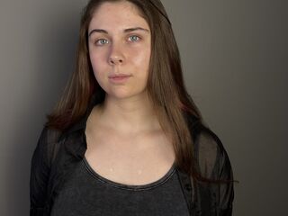 hot camslut RuthLazzaro