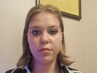 hot live girl SaturninaLeavitt
