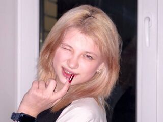 camgirl masturbating DaisySponholz