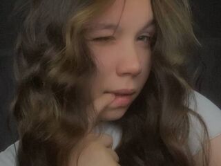 cam girl masturbating with vibrator LylaPikey