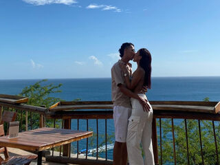 sexshow video AxelAndArielle