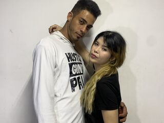 camcouple masturbating with sex toy JoselynAndFredy