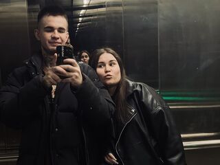 adult couple cam chat SatieBrenden