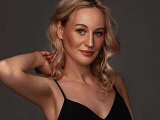 foot worship chat AbeyAmaze