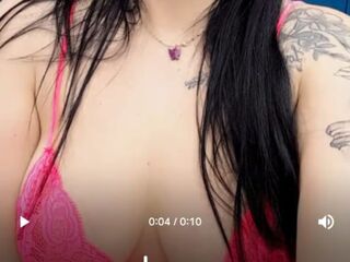 latex fetish webcam MelanieDaring