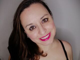 webcam babe chat room AdelaAlbaNatural