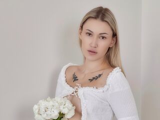 cam whore livesex AliceKrossy