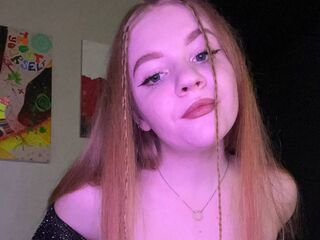 hot chatroom AliceSmithen