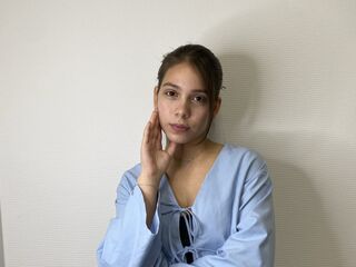 cam sex AlishiaCowlin