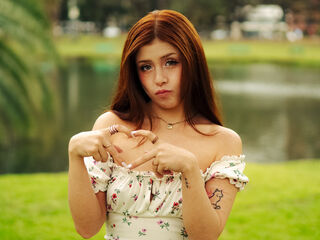 babe web cam AlyBelle