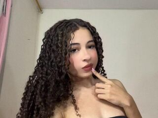 nude webcamgirl pic AmandaFerri