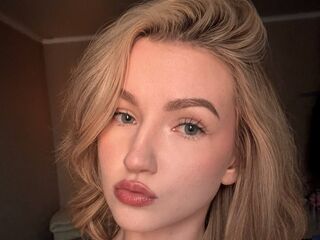 camgirl masturbating with sextoy AmyConnelly