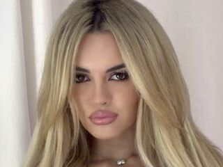 camslut topless ArabellaRosa