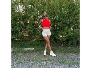 striptease BellzRosee