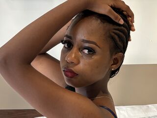 bedroom live webcam BrianaHadid