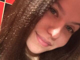 naked cam girl fingering pussy BridgetPoudrier