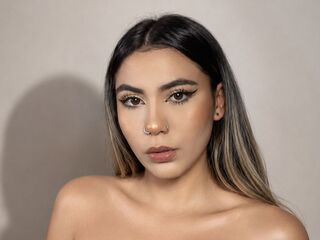 camwhore shaved pussy CarolValmont