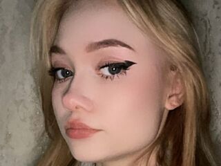 naughty cam photo CecilyBurnard