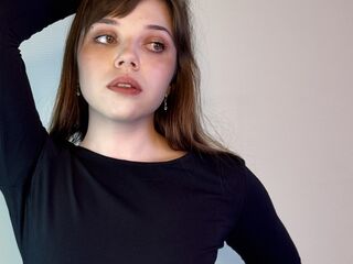 cam slut chat room ChrissyHolgerson