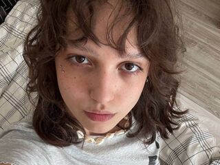 camwhore video DeannDepsky