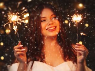 camslut topless DianaDefoe