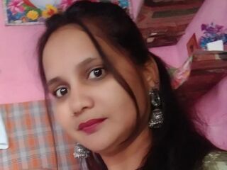 strip tease EmiliaWalker