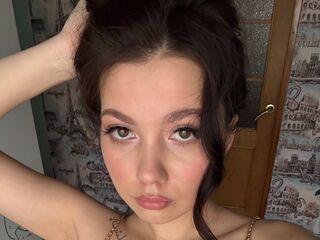 sexy webcamgirl EmmalineCiaccia