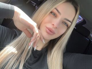 naked girl with webcam fingering EmyiliaBliss