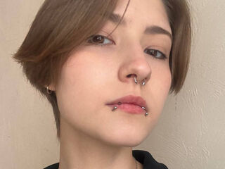 webcampic EssieAcheampong