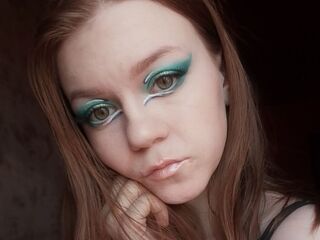 naked camgirl masturbating with dildo FloreneBouma