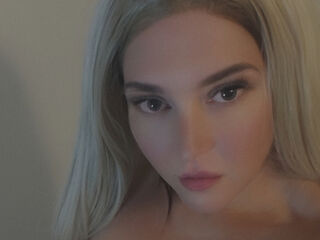 webcam girl chatroom HollyComming