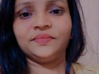 shower live cam HottyJanvi