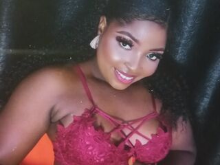 topless girl IrisIvy