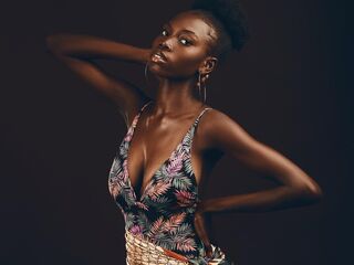 camgirl live sex IssaJenner