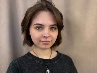 cam girl showing tits JaneenEgleton