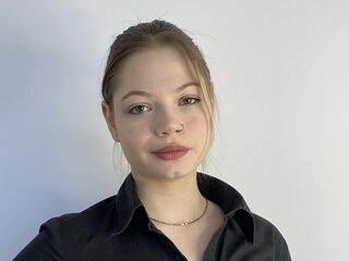 fingering cam girl picture JanuaryBuswell