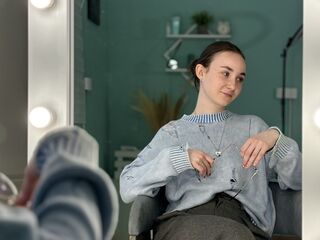 camwhore fingering pussy JoieOseguera