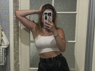topless webcam girl JulioSaberi