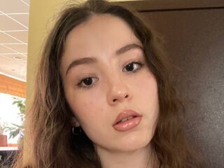 cam girl chatroom JulyLarain