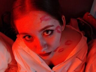 camgirl playing with sex toy JuneGutierrez