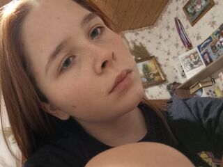 naked camgirl KailaBergh